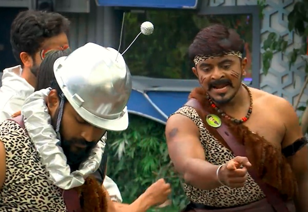 கடுமையான மோதல் டாஸ்க்கை கொடுத்துள்ள பிக்பாஸ்