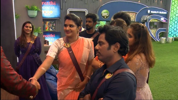 ரச்சிதா செய்த செயல்