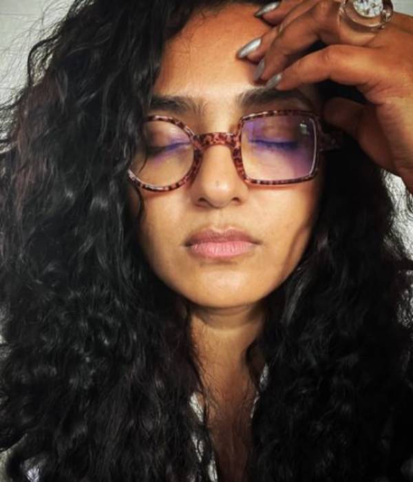 நடிகை பார்வதியும் அதே பதிவு