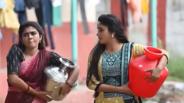 தண்ணீர் தூக்க சிரமப்படும் மீனா தண்ணீர் தூக்க சிரமப்படும் மீனா