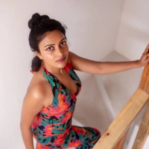 நடிகை அமலா பால்