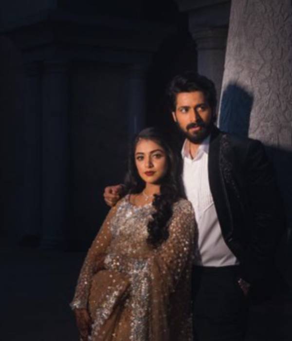 தொடர்ந்து காதல் படங்கள் தொடர்ந்து காதல் படங்கள்