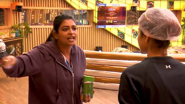 கீழே விழுந்த தனலட்சுமி