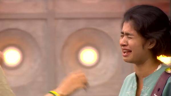 கதறி கதறி அழுத ஜனனி