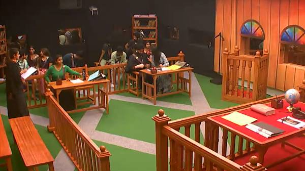 பிக் பாஸ் நீதிமன்றம் 