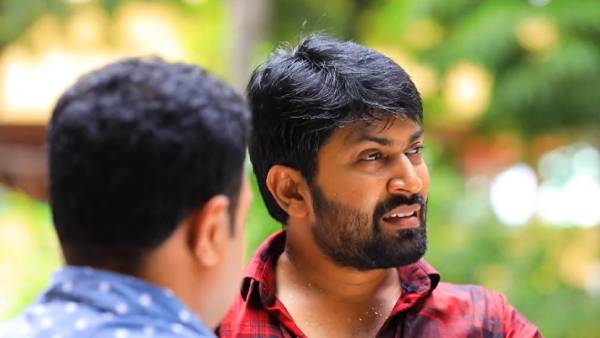 தாறுமாறாக குடிக்கும் ஜீவா 