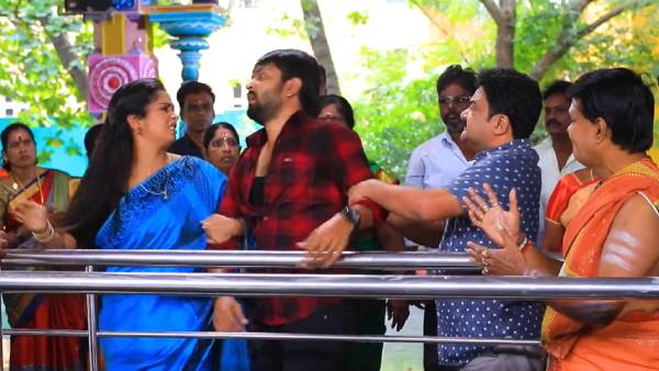 ஜீவாவை அடிக்கும் ப்ரியா 