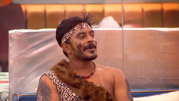 அசீம் தனா சண்டை 