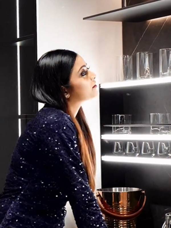 வீட்டில் பார் வசதி 