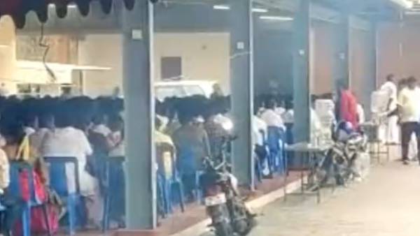 பனையூரில் மீட்டிங், பிரியாணி விருந்து