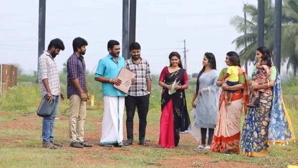 கேள்வி கேட்கும் மீனா 