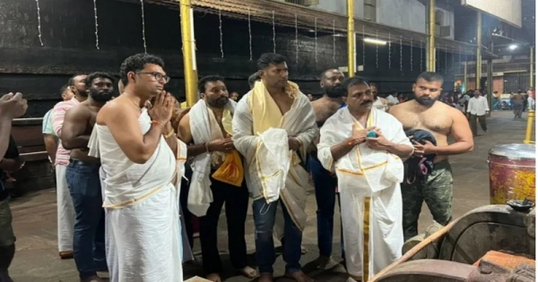 காசிக்குப் போன விஷால் 