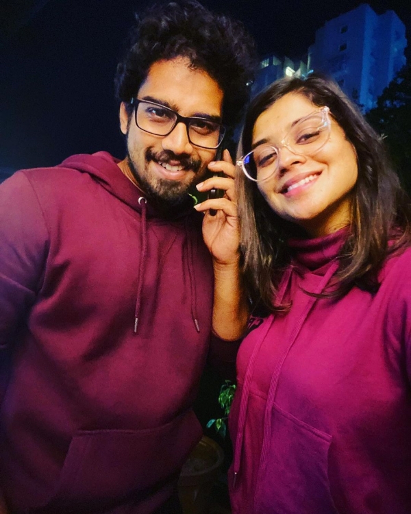 திருமணத்திற்காக காத்திருக்கிறேன்