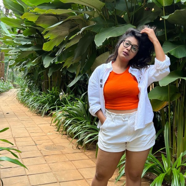 இணையத்தில் ஆக்டிவாக