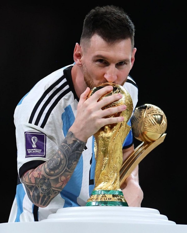 குவியும் வாழ்த்துக்கள் குவியும் வாழ்த்துக்கள்