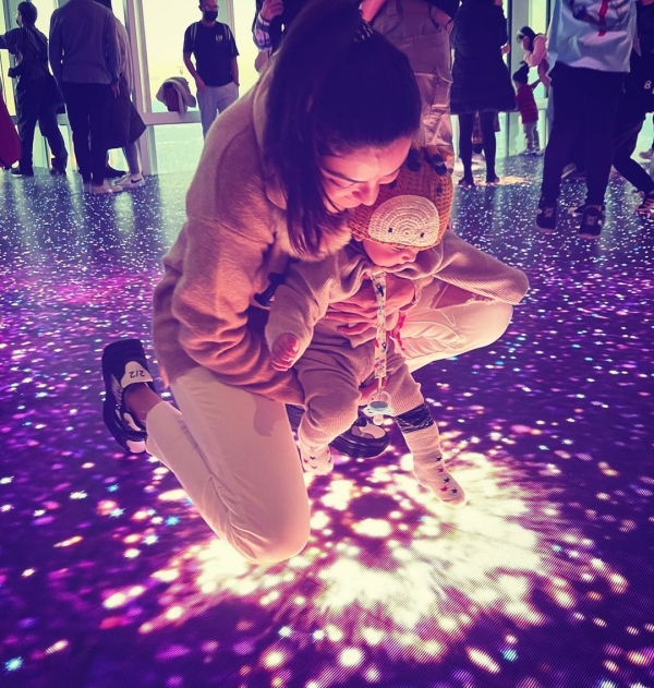  சூடாக்கிய ரசிகர்கள் 