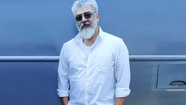 அப்டேட்டிற்காக காத்திருக்கும் ரசிகர்கள் அப்டேட்டிற்காக காத்திருக்கும் ரசிகர்கள்