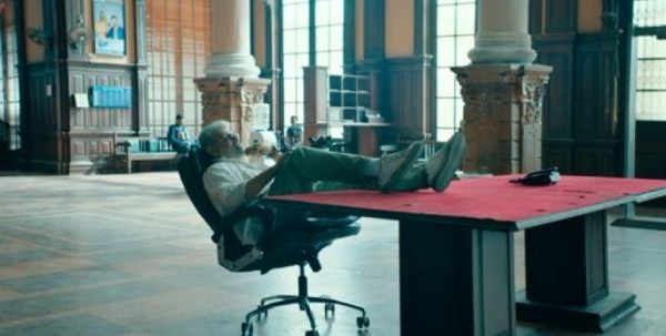 டீசரா டிரைலரா 