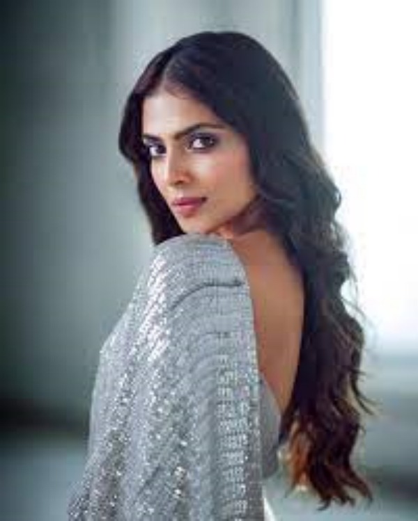 மாஸ்டர் ஹீரோயின் 