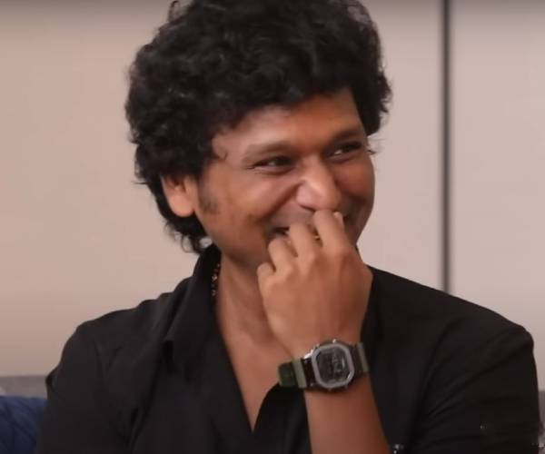 அதுவும் யூனிவர்ஸ் தானா 