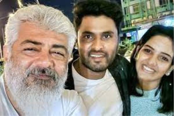 பாவனி ஹாப்பி பாவனி ஹாப்பி