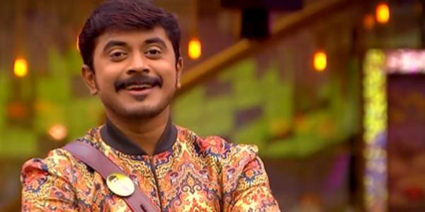 ஆப்பை தேடி உட்காரும் அசீம் ஆப்பை தேடி உட்காரும் அசீம்