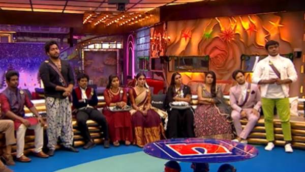 நெட்டிசன்கள் விளாசல்