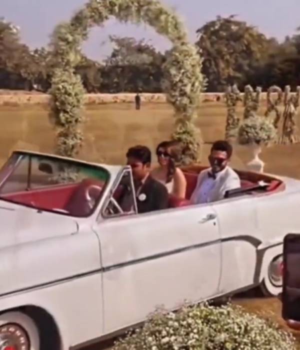 ஜெய்ப்பூர் அரண்மனையில் திருமணம் ஜெய்ப்பூர் அரண்மனையில் திருமணம்