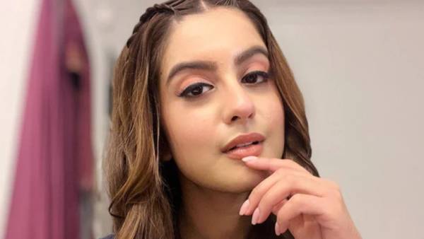 மேக்கப் ரூமில் தற்கொலை 