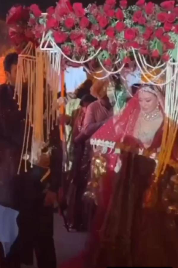 சிந்தி பாரம்பரிய முறையில் திருமணம்