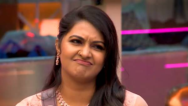 வசமாக சிக்கிய ரச்சிதா வசமாக சிக்கிய ரச்சிதா