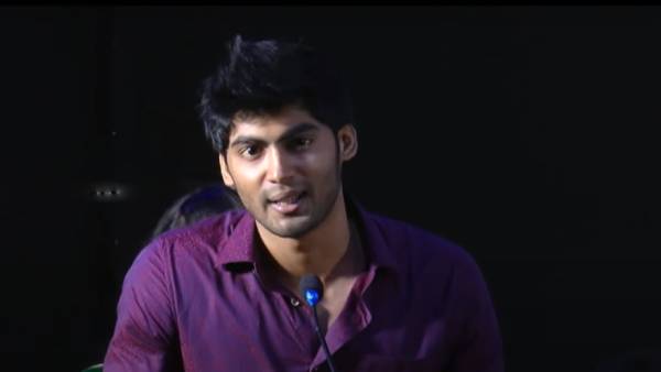 சமூகவலைத்தளங்களில் நன்மை, தீமை