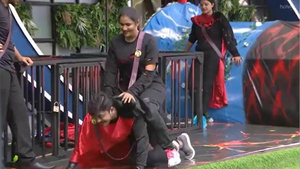 அசீம் மீது ஏறி 