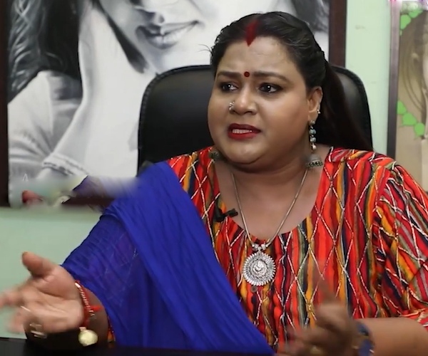 பல கஷ்டங்களை அனுபவித்தேன்