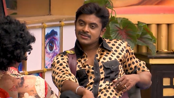 யாருமே உண்மையா இல்லை 