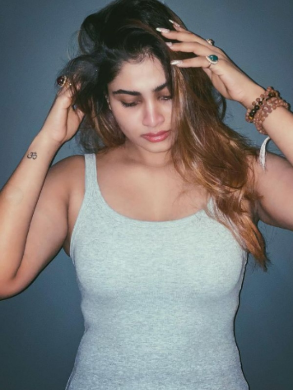 குலுக்கி குலுக்கி ஆட்டம்