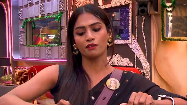 நிற்கவைத்து கேள்வி கேட்ட ஷிவின்