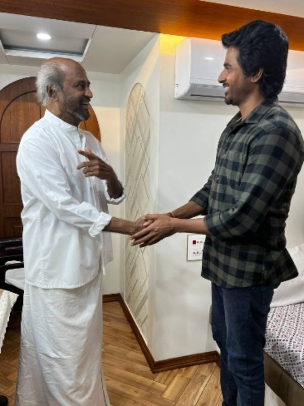 லேட்டஸ்ட் போட்டோவா?