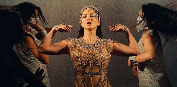 சன்னி லியோன் பராக் 