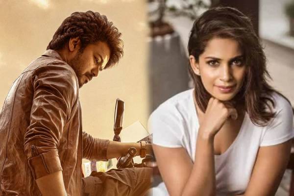 வாரிசு படத்திலும் வாரிசு படத்திலும்