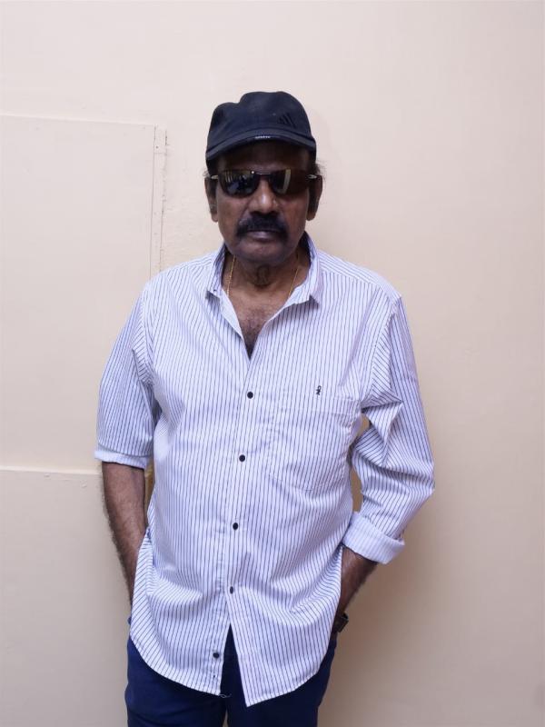 காமெடி லெஜண்ட் 