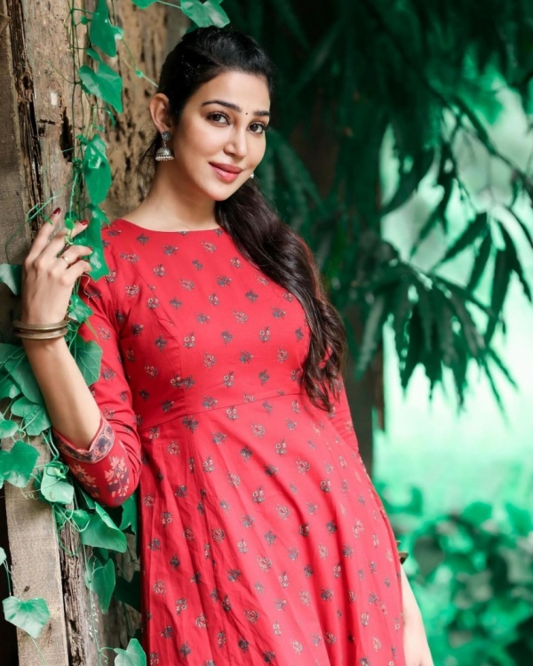 ஆபாசமாக பேசினாரா?