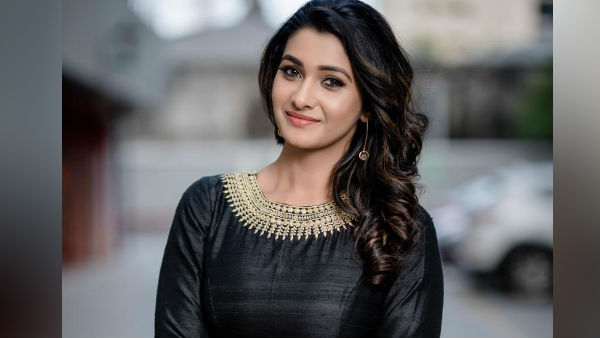 பணத்துக்காக தான் சினிமாவில்