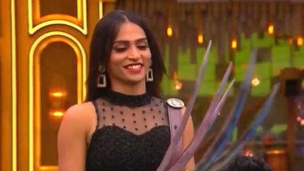 தோழி தோள் கொடுப்பேன்