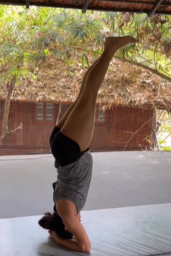 பார்த்தாலே பதறுதே