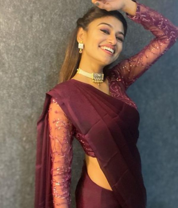 நடிகை ஓவியா