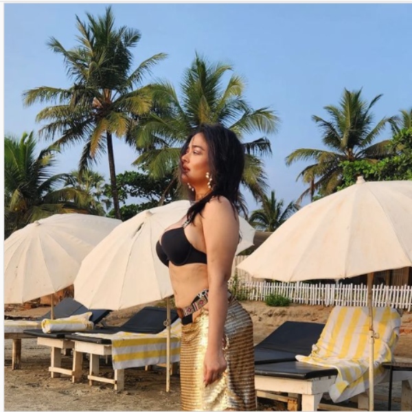 எல்லைமீறி உச்சகட்டமாக 