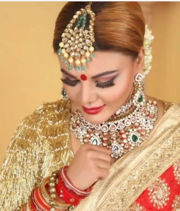 மராத்தி பிக் பாஸ் நிகழ்ச்சியில்