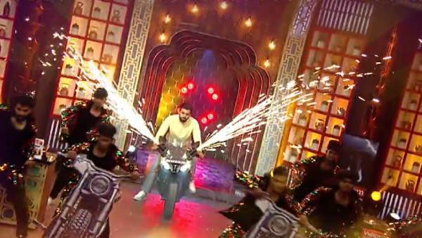 குக் வித் கோமாளி சீசன் 4 நிகழ்ச்சி குக் வித் கோமாளி சீசன் 4 நிகழ்ச்சி