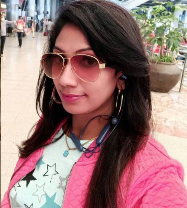 இருவரும் பிரிந்தனர்